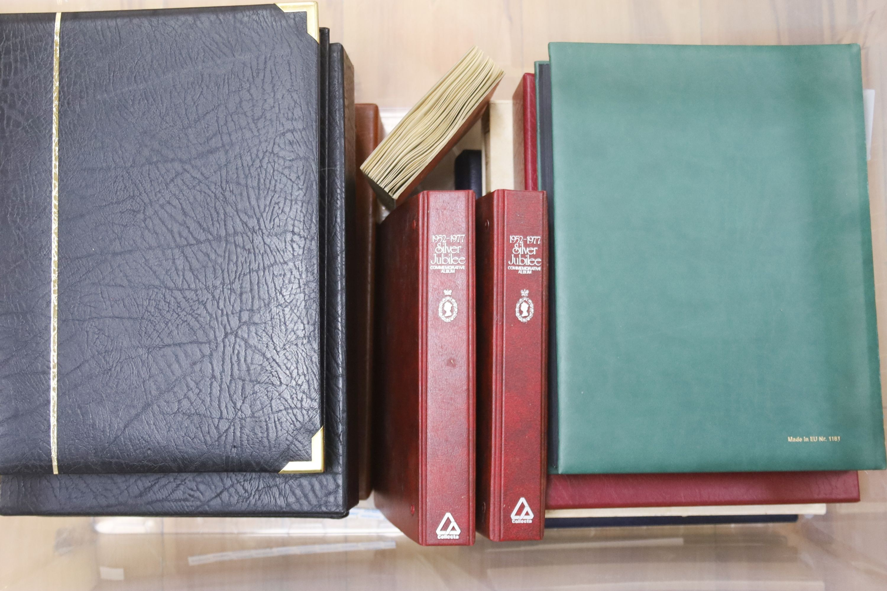 World stamps in albums, stock books - Cyprus, Gibraltar, Malta, Europe, Belgium, Spain, USA 1857-modern. Mostly used.